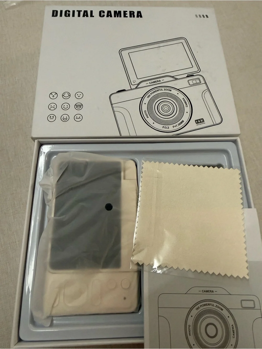 4K Digital Camera with 16X Zoom